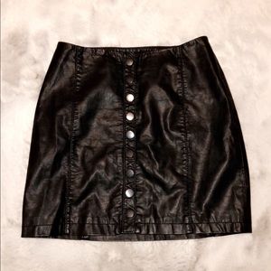 Leather skirt
